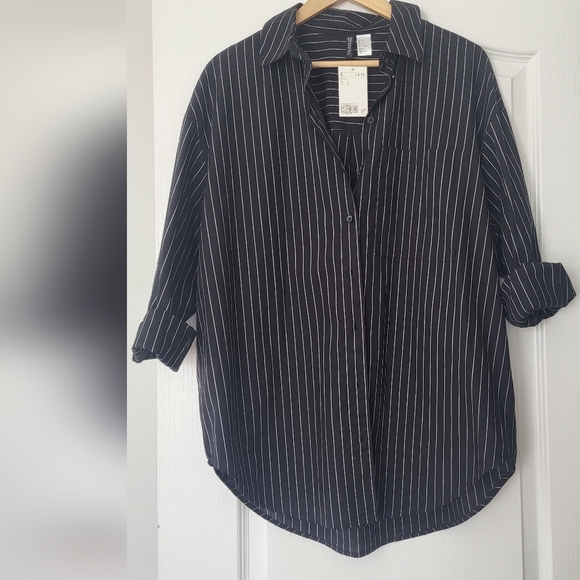 H&M Black and White Striped Blouse - Picture 1 of 5
